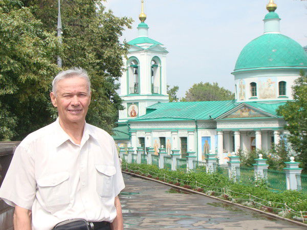 Михаил Максимов