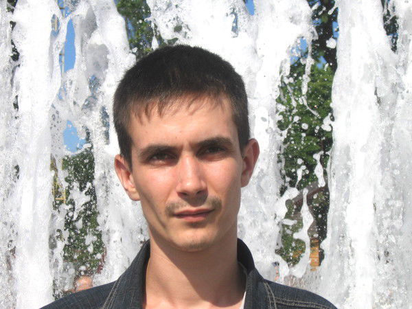 Евгений Тарасов