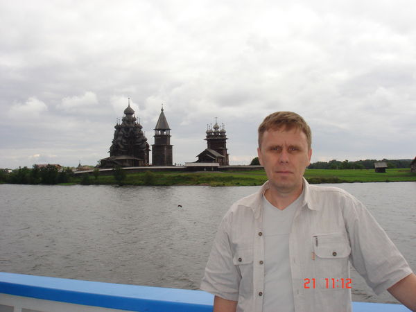 Анатолий Пыров