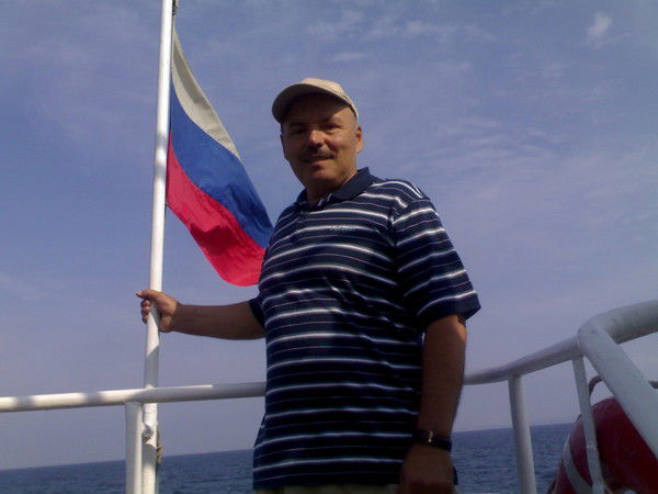 Павел Кулешов