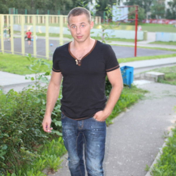 Максим Лялеко