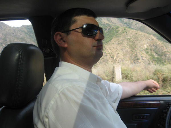 Карен Никогосян