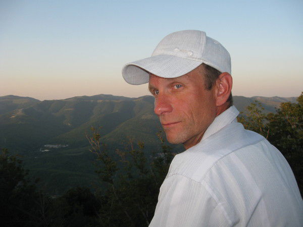 Юрий П@влов