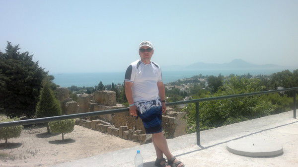 Александр Зубов