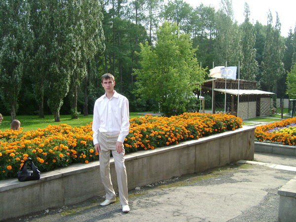 Володя Медведев