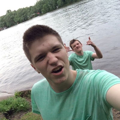 Александр Денежкин