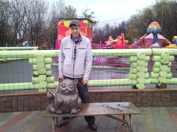 Валерий Реус