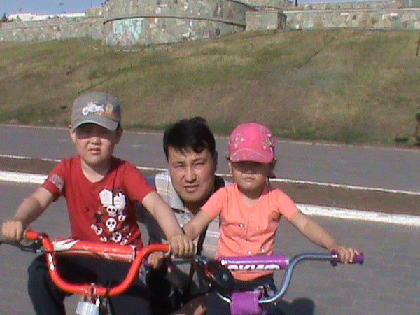 Естай Аязбаев