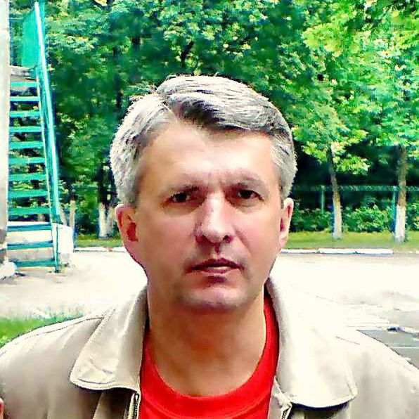 Олег Аксенов