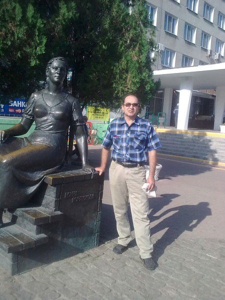 Андрей Олипер