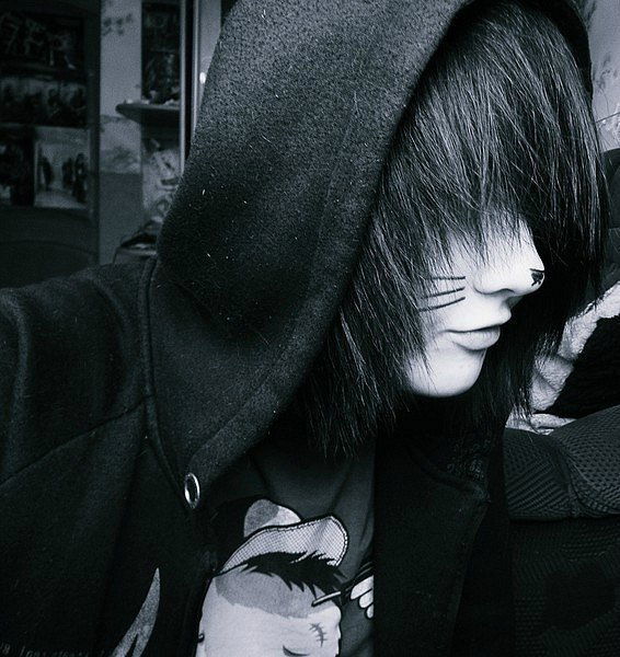 Дмитрий Эмо Бой