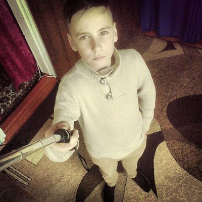 Артем Ворона