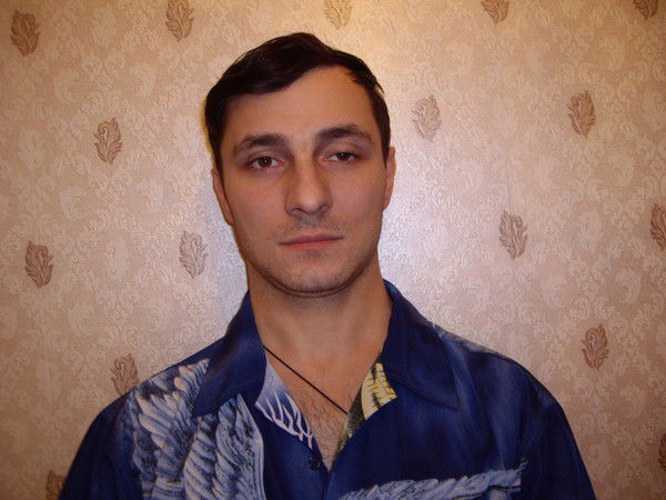 Артур Хидиров