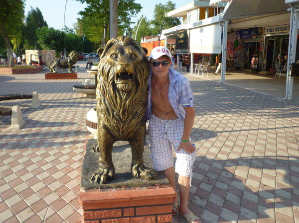 Евгений Сенявский