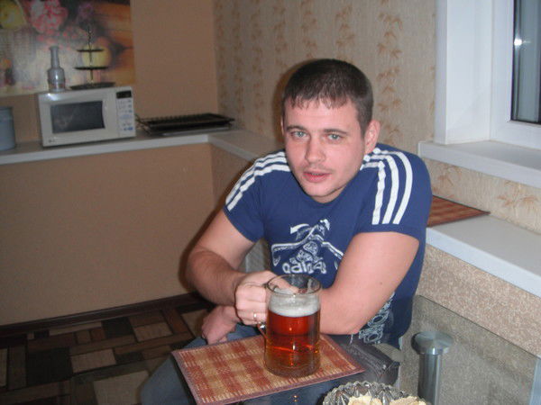 Олег Фролов