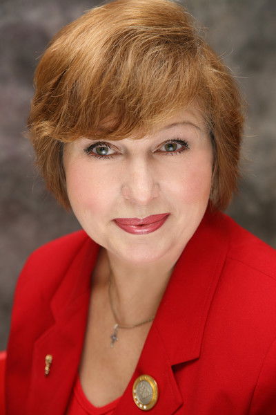 София Белая