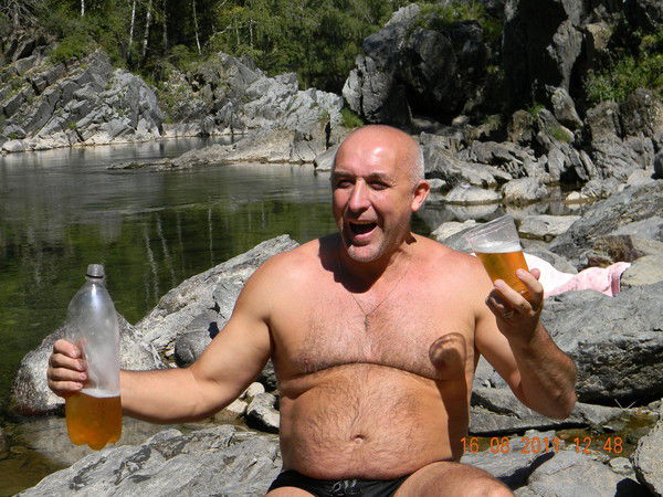 Александр Власов