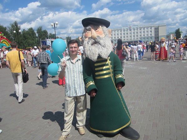 Александр Васильев