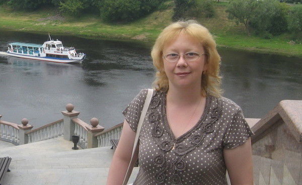 Светлана Азарова