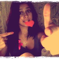 Надя Кучерява