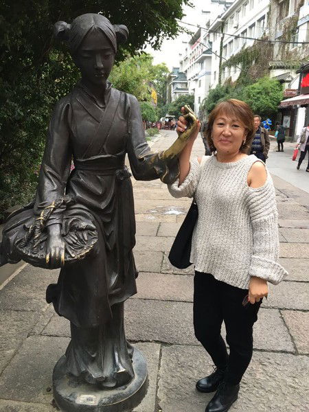 Айнур Актанова