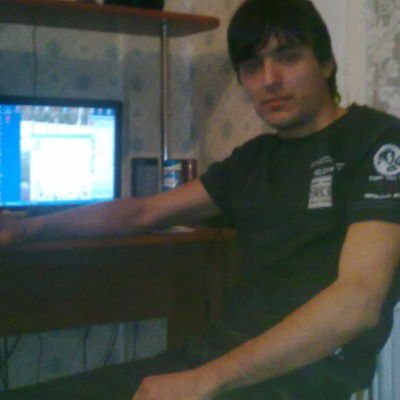 Исмон Ишанов