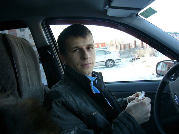 Александр Титов