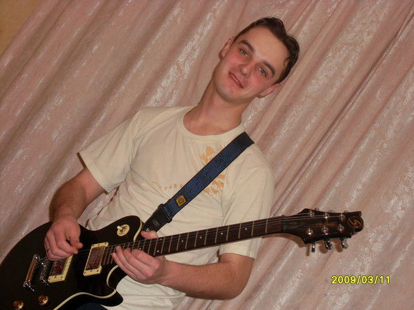 Олег Пономарев