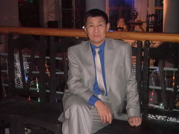 Петр Антонов