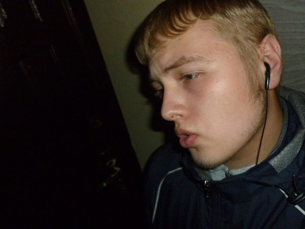 Женя Лушников