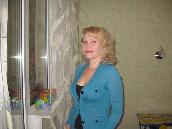 Елена Костенко