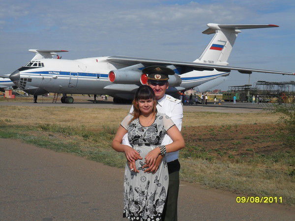 Женек Тарин