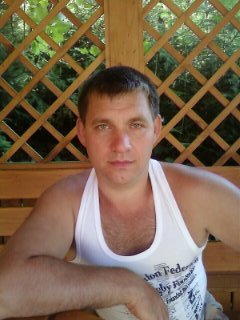 Олег Гончар