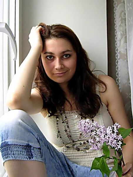 Лена Гончарова