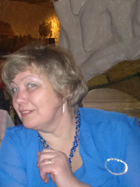 Галина Попова