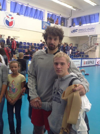 Александр Карелин