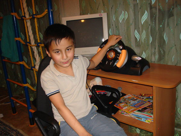 Макс Бардик