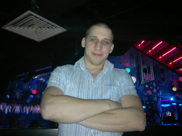 Денис Мезенцев