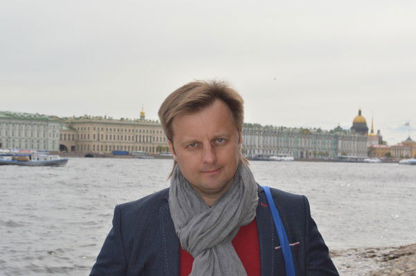 Александр Холодов