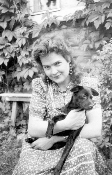 Нина Комарова