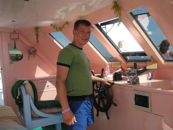 Александр Иванов