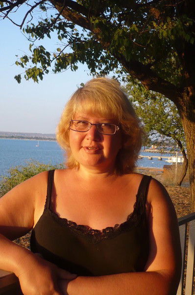 Елена Безуглова