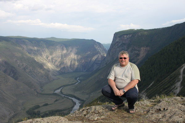 Виктор Иванов