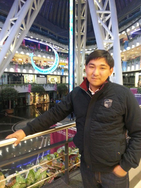 Айбек Молдабеков