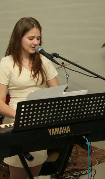 Елена Романова