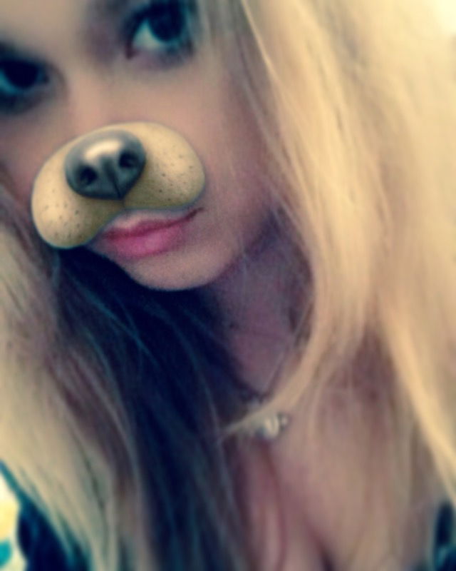 Ариночка )))