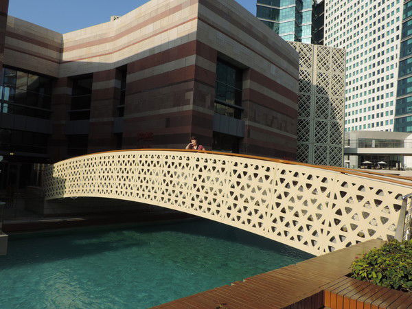 Ляззат Сарамбиновна