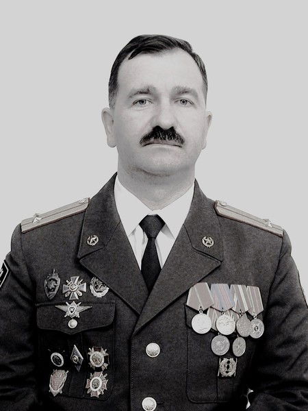 Олег Шестаков