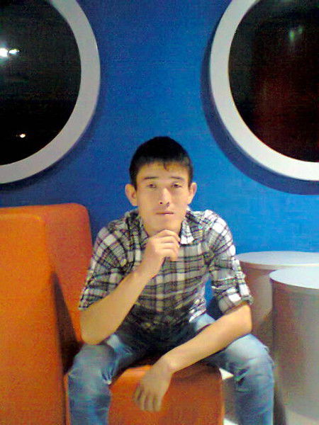 Эрлан Кармышов