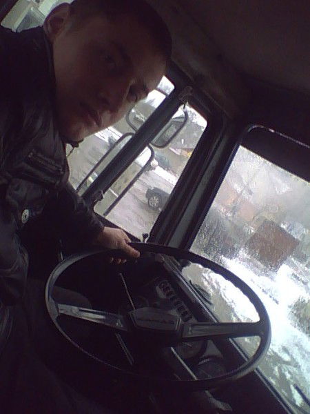 Женя Павлов